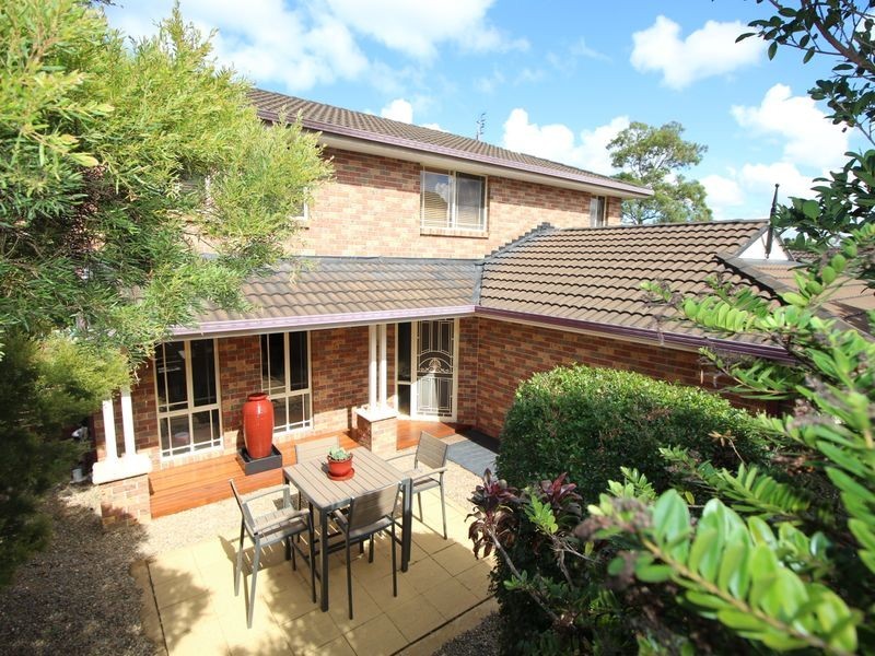 12 Day Dawn Place, Erina NSW 2250