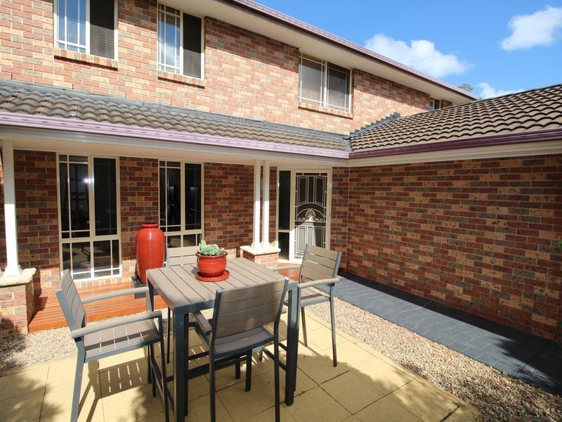 12 Day Dawn Place, Erina NSW 2250