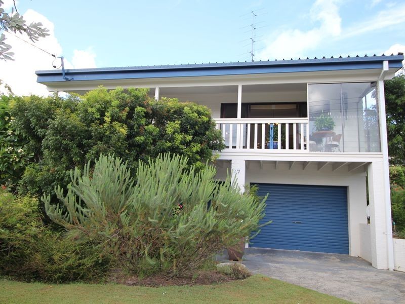 27 Patrick Crescent, Saratoga NSW 2251