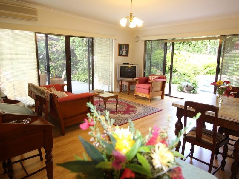 27 Patrick Crescent, Saratoga NSW 2251