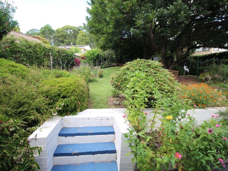 27 Patrick Crescent, Saratoga NSW 2251