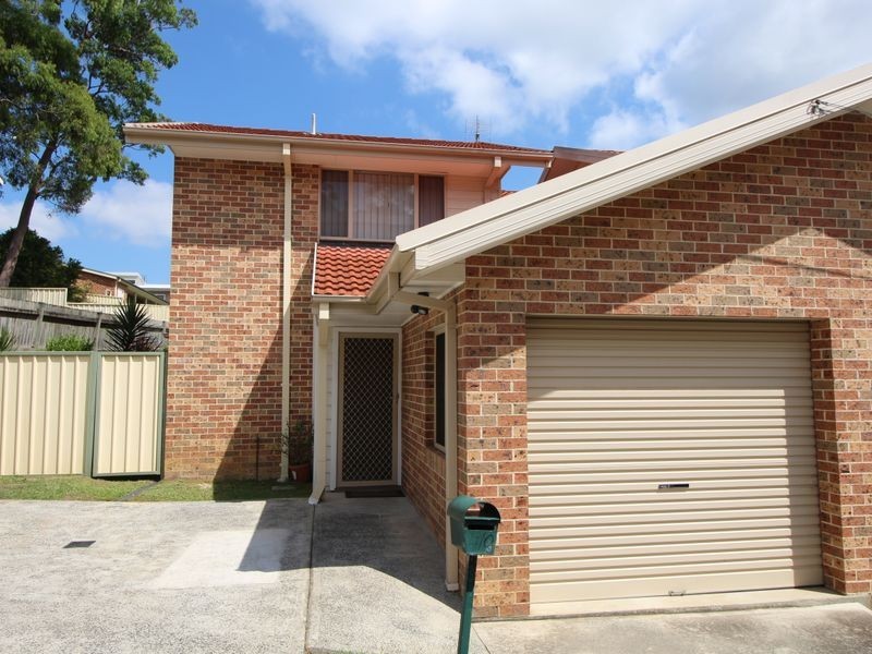 4/9 Jennie Cox Close, Erina NSW 2250