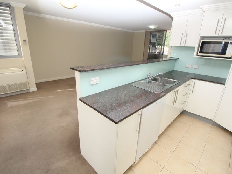 29/12 Baker Street, Gosford NSW 2250