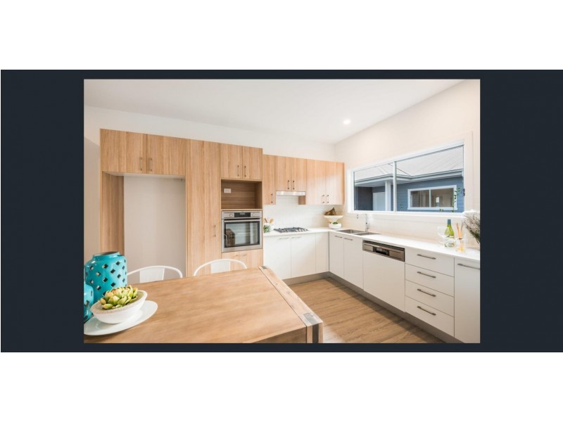 Villa 5/55 Barralong Road, Erina NSW 2250