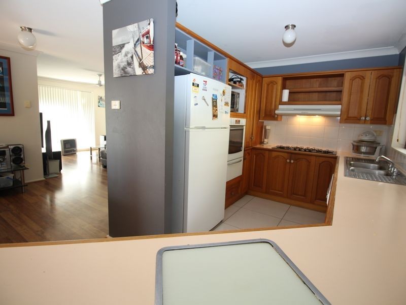 38 White Cedar Close, Green Point NSW 2251