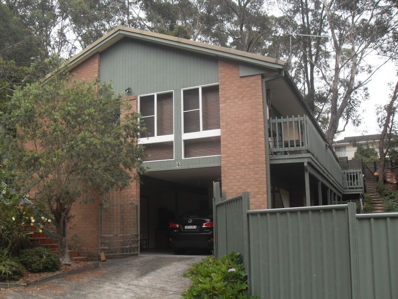 4 Woorara Parade, Green Point NSW 2251