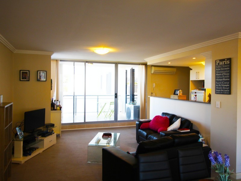 26/12 Baker Street, Gosford NSW 2250
