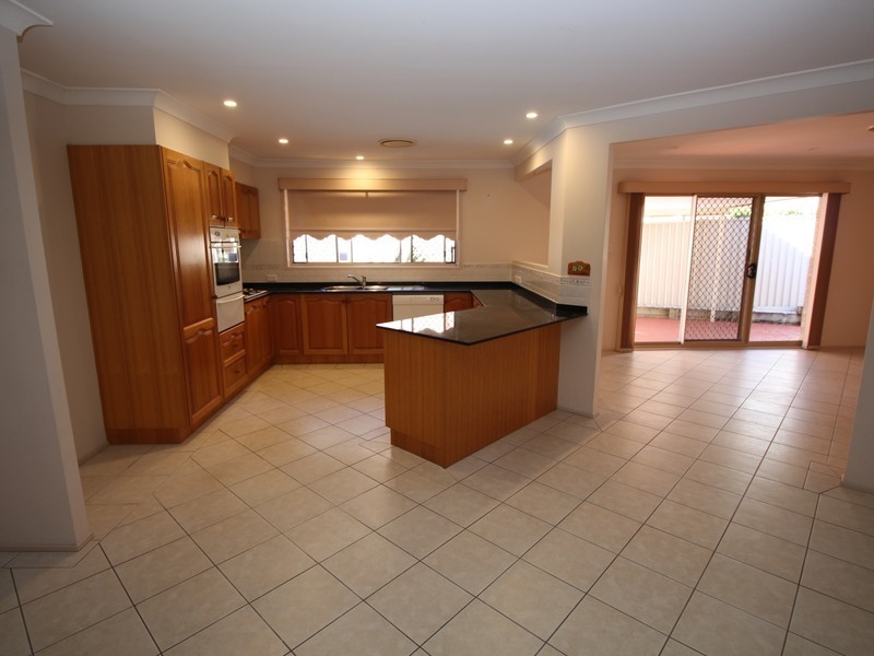 14 Quattroville Place, Green Point NSW 2251