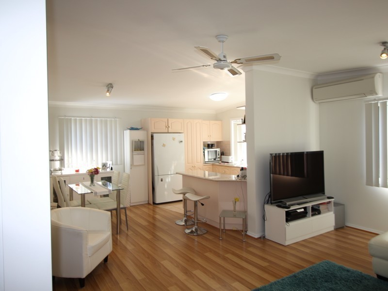 15 Sixth Avenue Broadlands Estate, Green Point NSW 2251