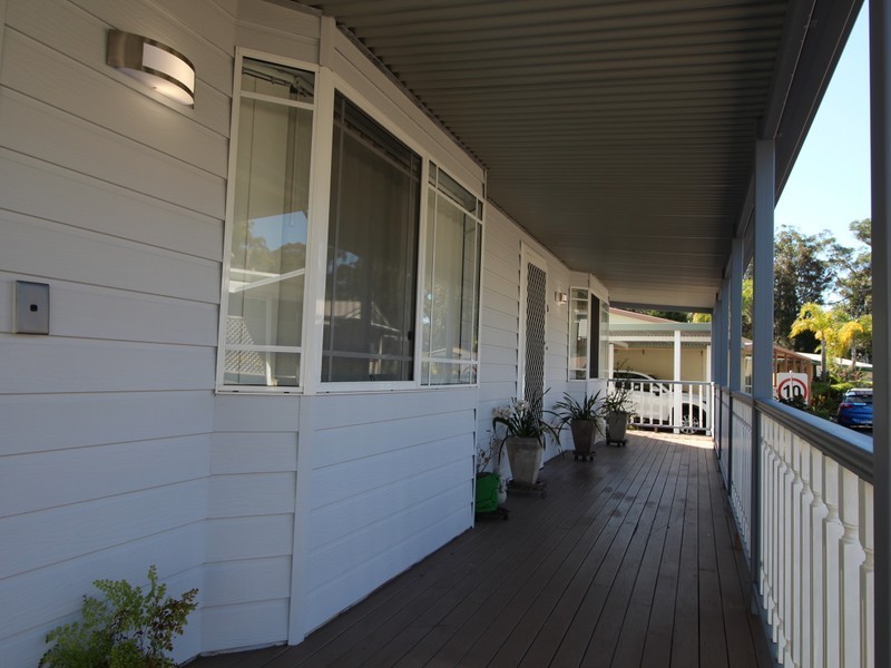 15 Sixth Avenue Broadlands Estate, Green Point NSW 2251