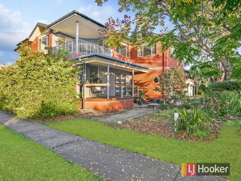 14 Mimosa Avenue, Saratoga NSW 2251