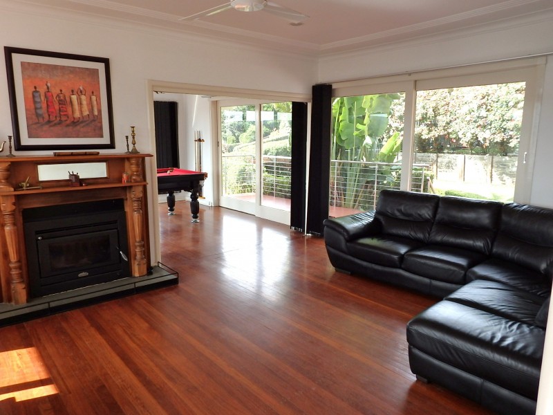 295 Avoca Drive, Green Point NSW 2251
