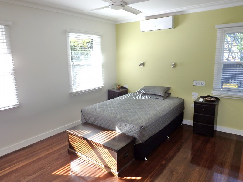 295 Avoca Drive, Green Point NSW 2251