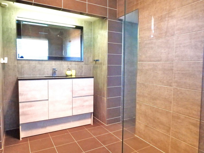 295 Avoca Drive, Green Point NSW 2251