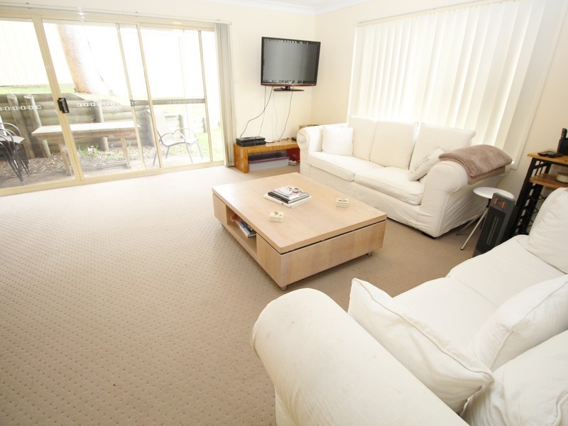 3/5 Jennie Cox Close, Erina NSW 2250