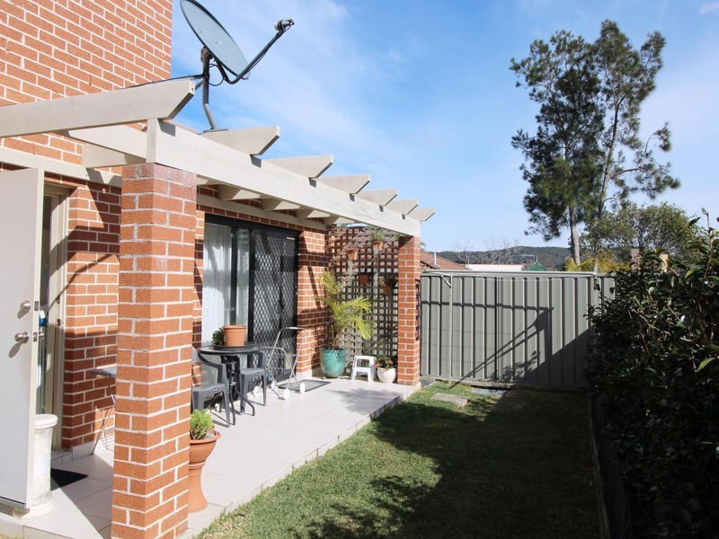 6/153 Cresthaven Ave, Bateau Bay NSW 2261