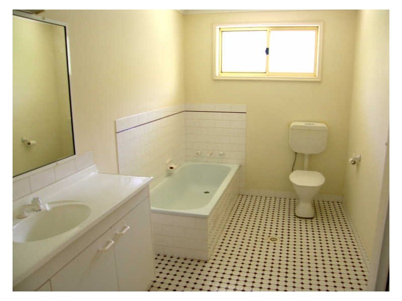 8/3 Teal Close, Green Point NSW 2251