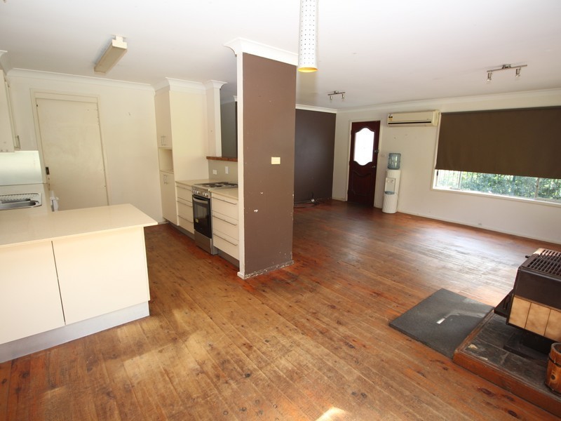 15 Koorabel Ave, Copacabana NSW 2251