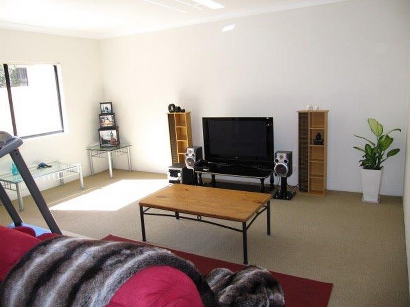 Unit 8/52-54 Holden Street, Gosford NSW 2250