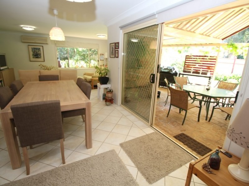 2 Sandpiper Place, Green Point NSW 2251