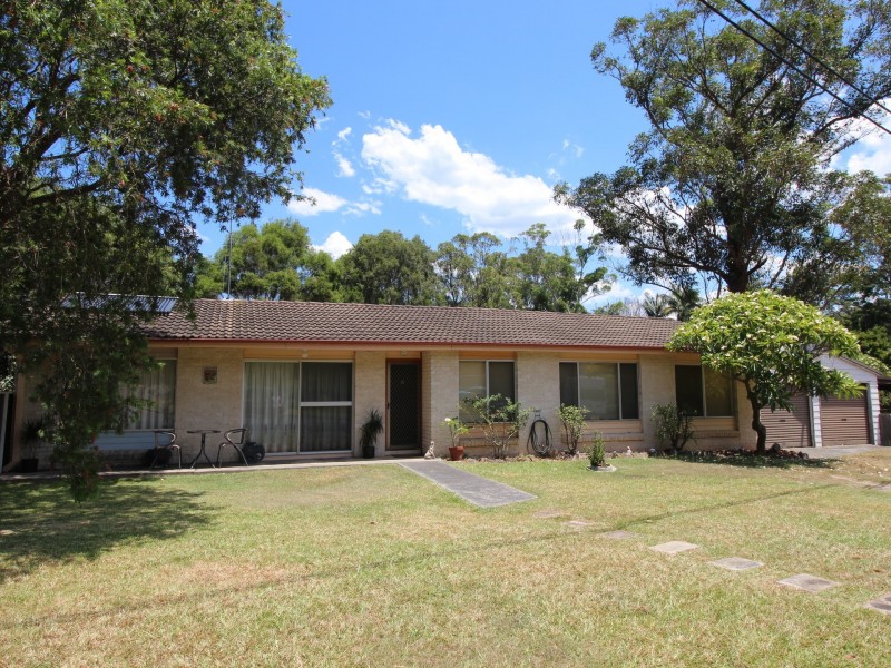 12 Tangerine Avenue, Springfield NSW 2250