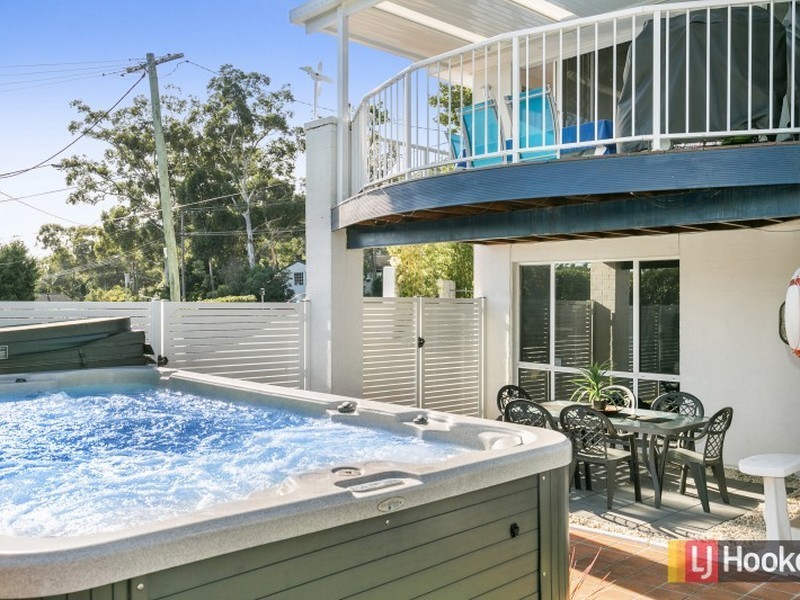 295a Avoca Drive, Green Point NSW 2251