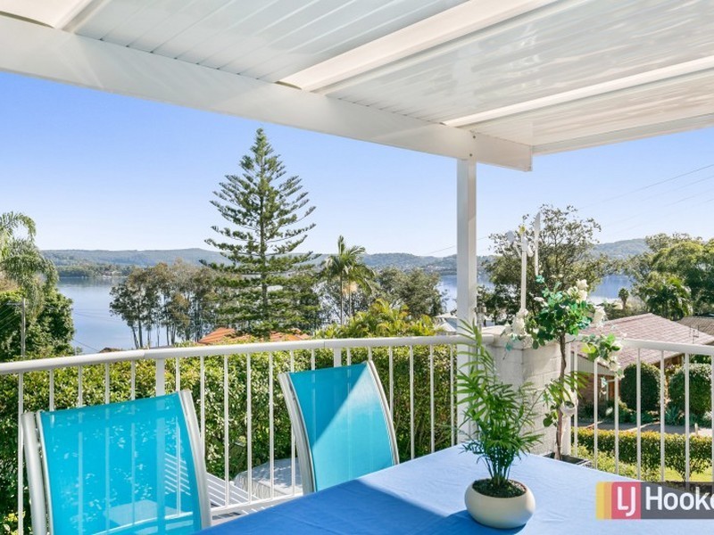 295a Avoca Drive, Green Point NSW 2251