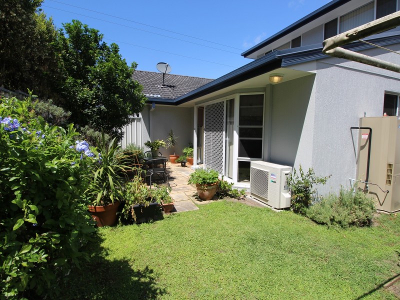 Villa 6/50-52 Karalta Road, Erina NSW 2250