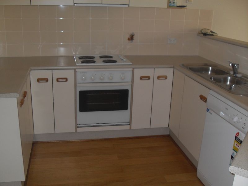 2/5 Jennie Cox Close, Erina NSW 2250