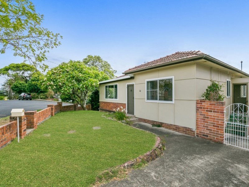 24 Coogee Road, Point Clare NSW 2250