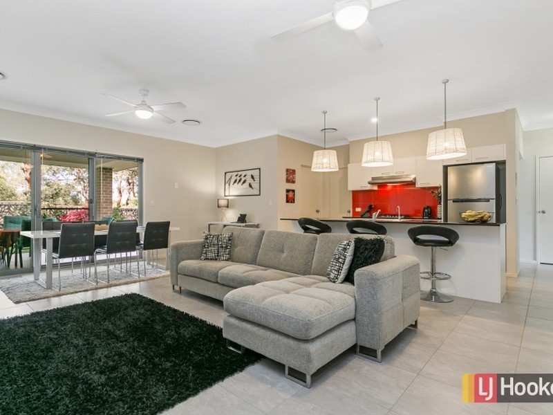 6 Belshaw Place, Bateau Bay NSW 2261