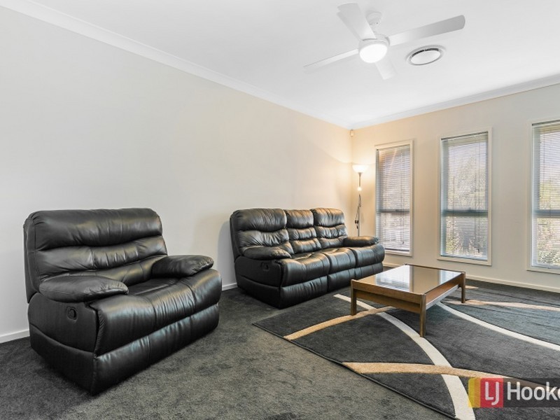 6 Belshaw Place, Bateau Bay NSW 2261