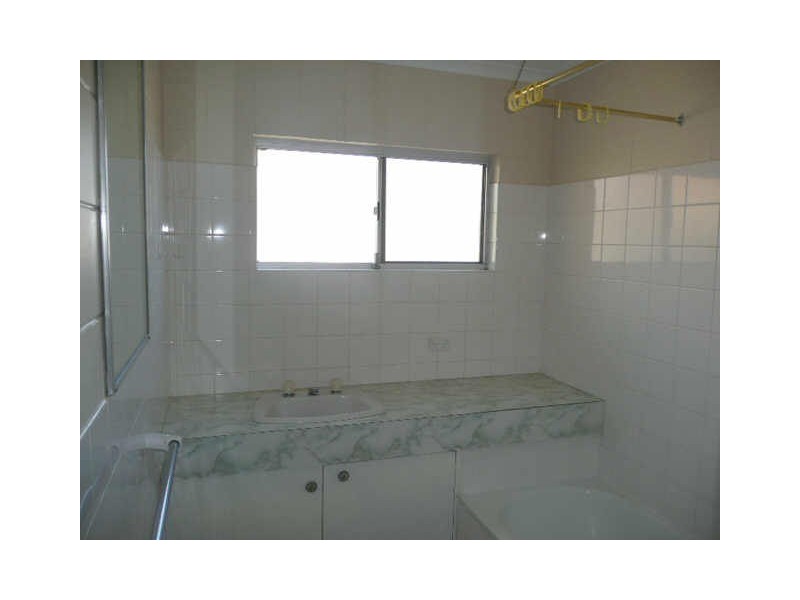 6/11 Bradman Avenue, Maroochydore QLD 4558