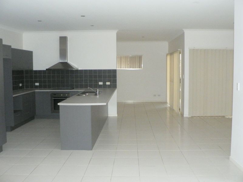 22 Fremantle Pl, Kuluin QLD 4558