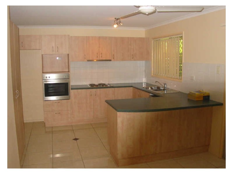 27 Valencia St, Maroochydore QLD 4558
