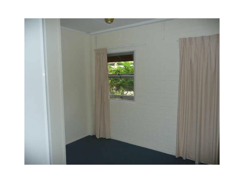 2/5 Yorlambu Parade, Maroochydore QLD 4558