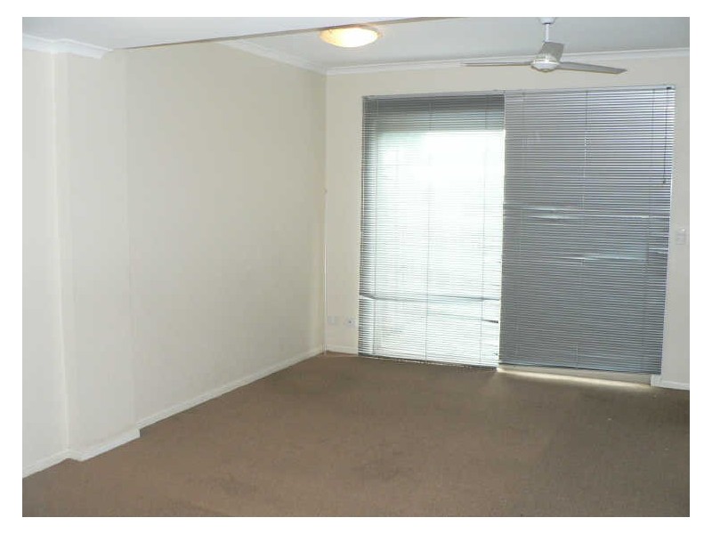 4/10 Mungar St, Maroochydore QLD 4558