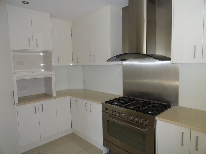 2/8 Leo Crescent, Alexandra Headland QLD 4572