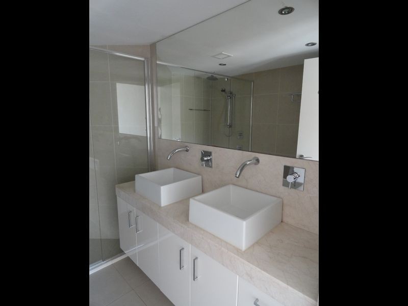 2/8 Leo Crescent, Alexandra Headland QLD 4572