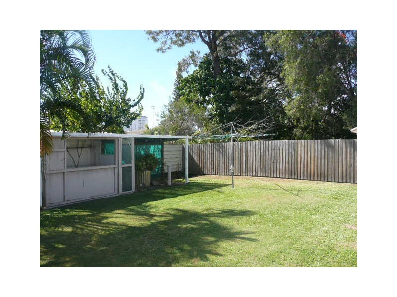 14 Bungama St, Maroochydore QLD 4558