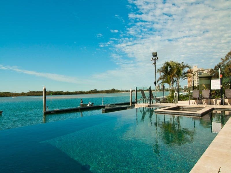 15S/120 Duporth Ave, Maroochydore QLD 4558