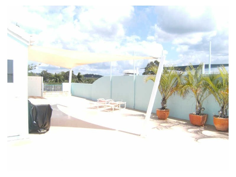 8/153 Bradman Ave, Maroochydore QLD 4558