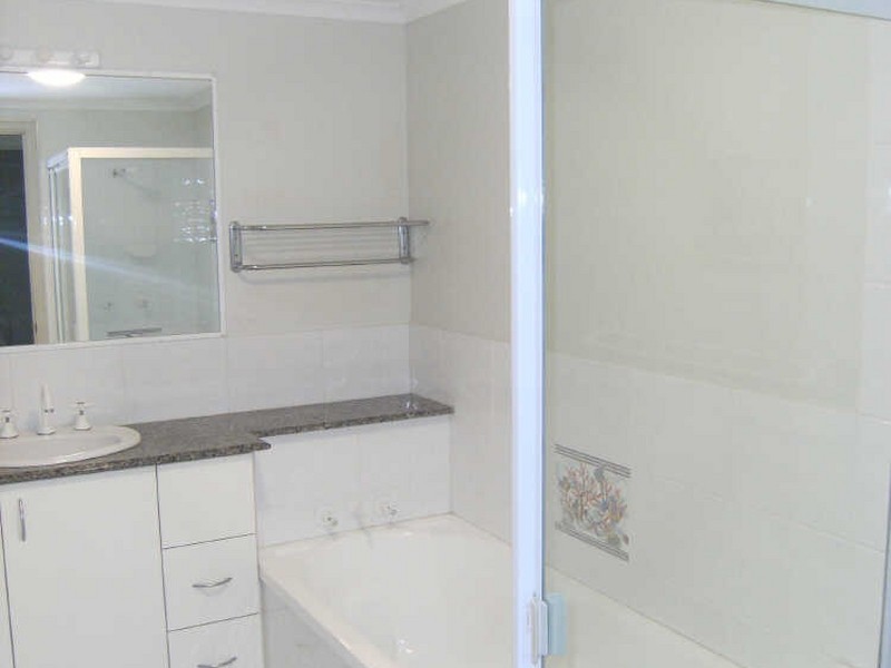 8/153 Bradman Ave, Maroochydore QLD 4558