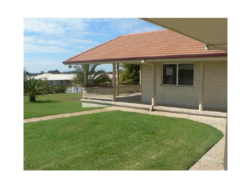 6 Greenvale Court, Little Mountain QLD 4551