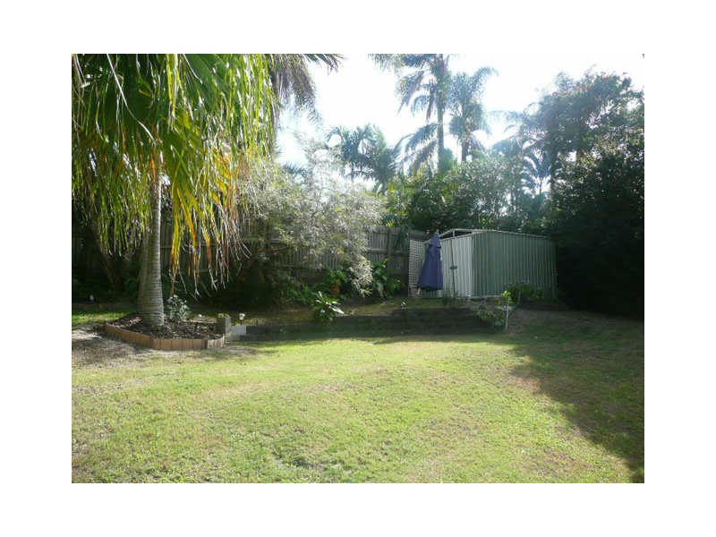 17 Cadagi Court, Kuluin QLD 4558
