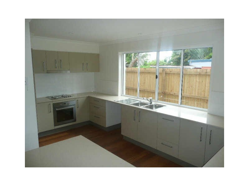 18 Sycamore Street, Mudjimba QLD 4564