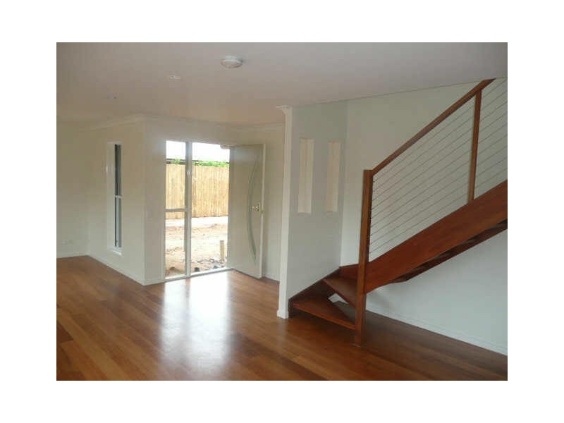 18 Sycamore Street, Mudjimba QLD 4564