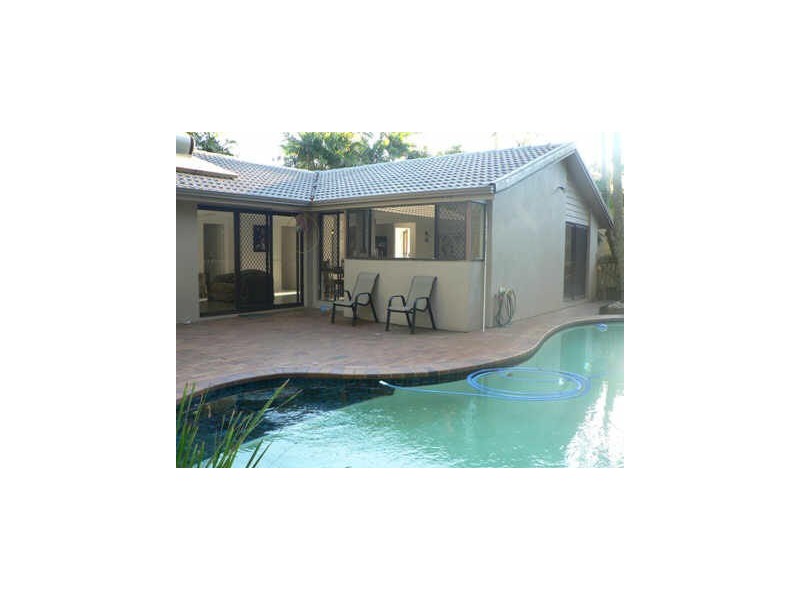 7 Kingfisher Court, Kuluin QLD 4558