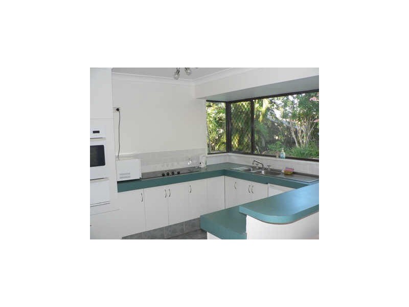 7 Kingfisher Court, Kuluin QLD 4558