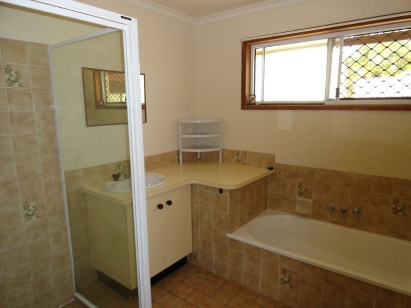 6 Elkhorn St, Kuluin QLD 4558